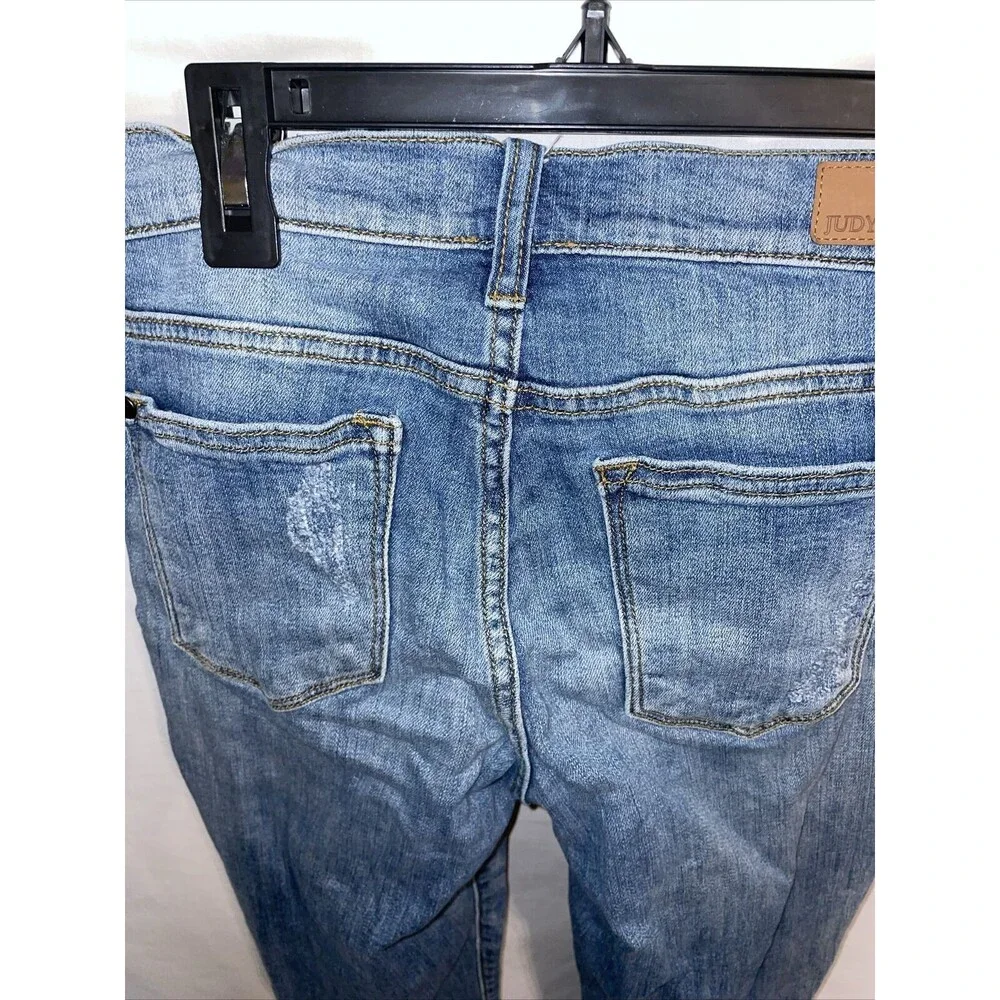 Judy Blue Women’s Skinny Jeans Size 30x32 Blue Straight Cut Distressed Hobo Boho